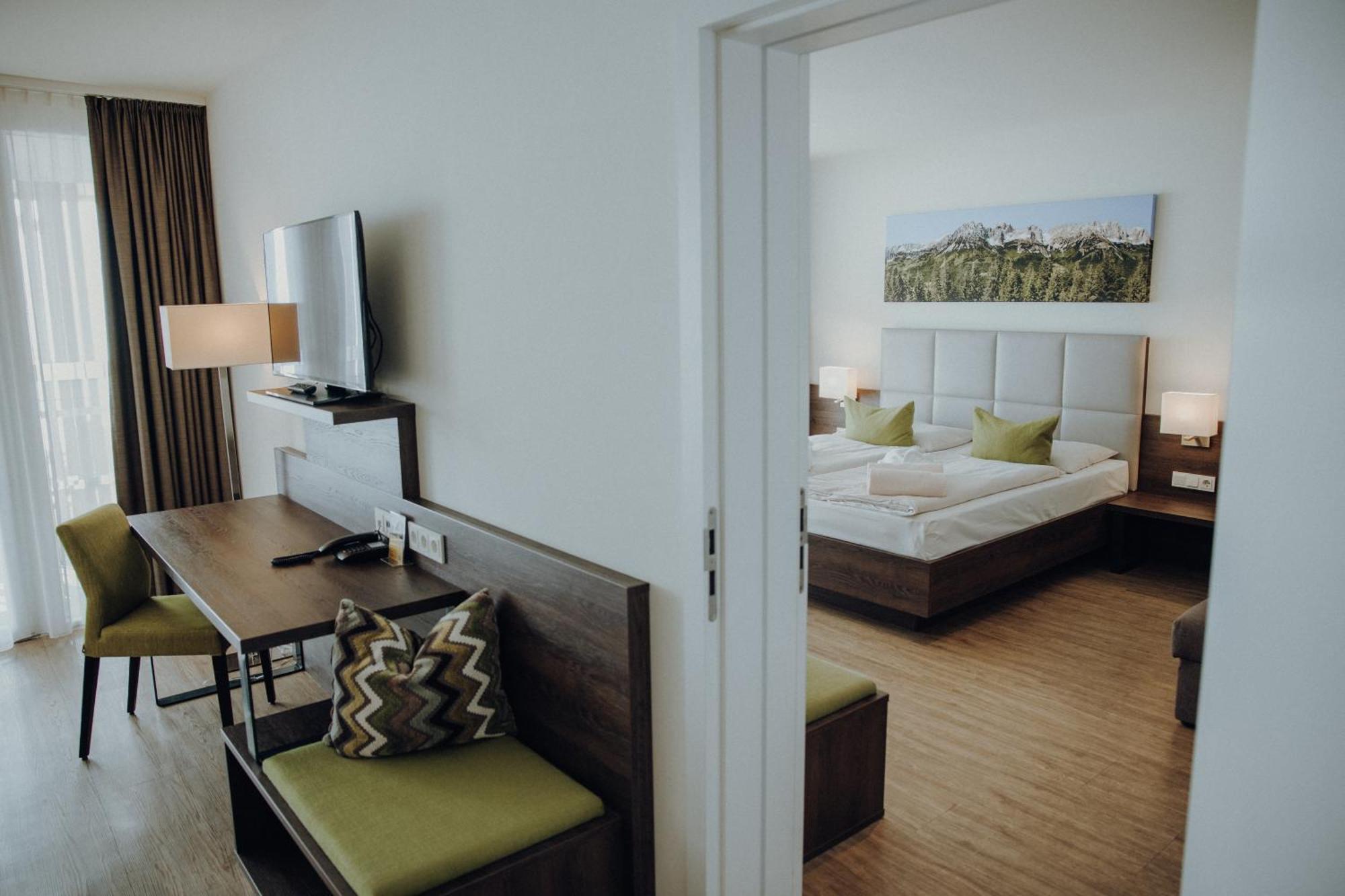 Alpenhotel Kaiserfels Санкт-Йоганн Экстерьер фото