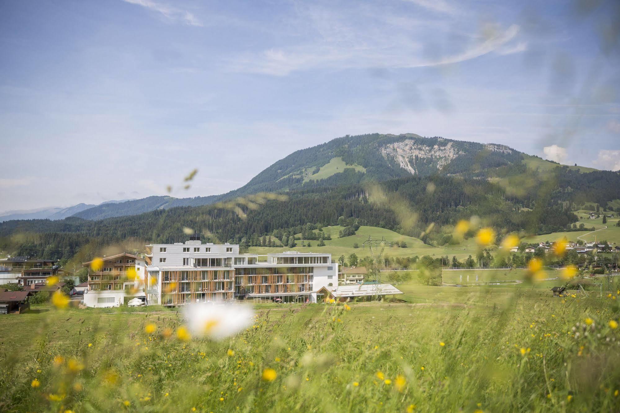 Alpenhotel Kaiserfels Санкт-Йоганн Экстерьер фото